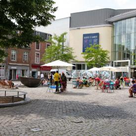 La Place Saint-Etienne